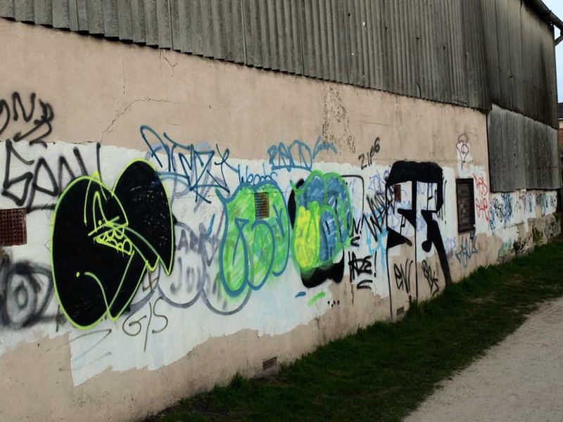 -graffiti-.jpg