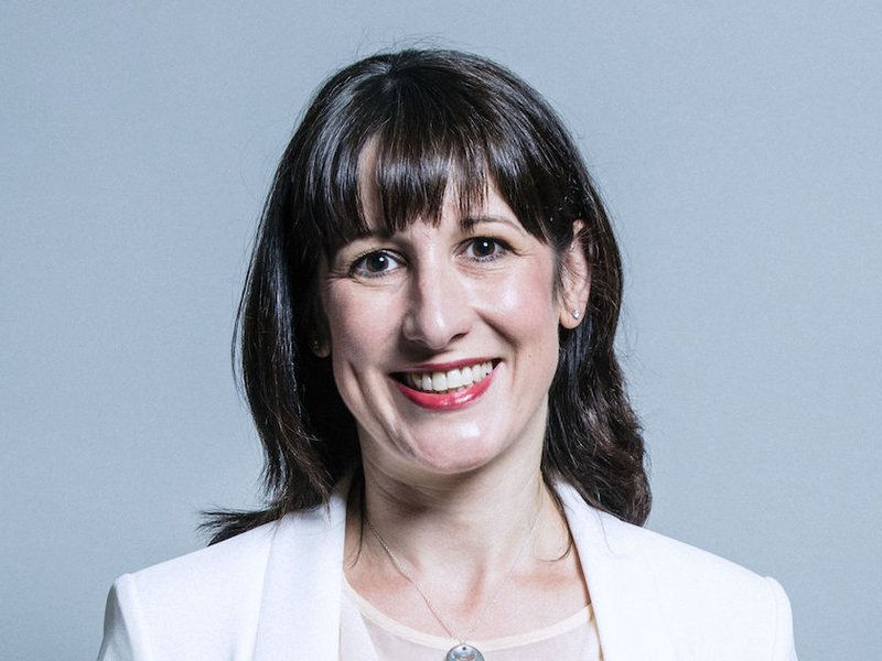 14_december_2022_official_portrait_of_rachel_reeves_crop_1.jpg
