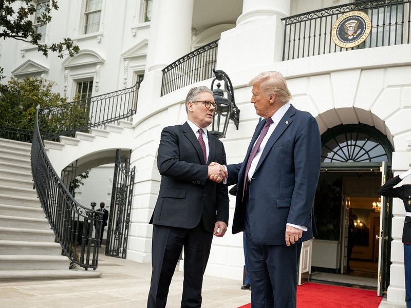 UK Prime Minister Sir Keir Starmer and US President Donald Trump shaking hands outside the White House
