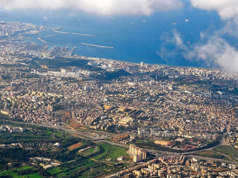 algiers-_cropped.jpg