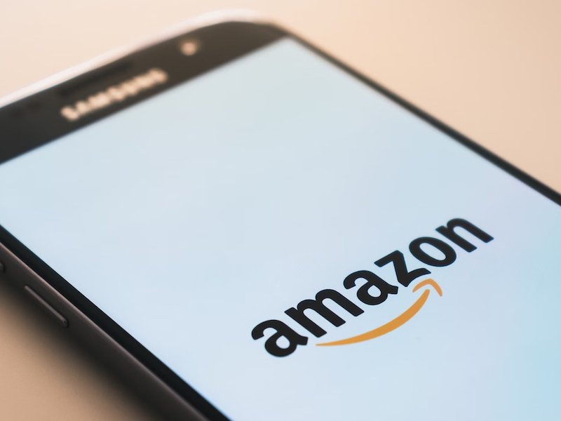 amazon-logo-phone.jpg