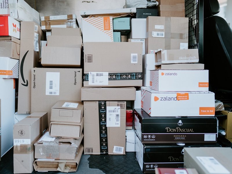 amazon_boxes.jpg