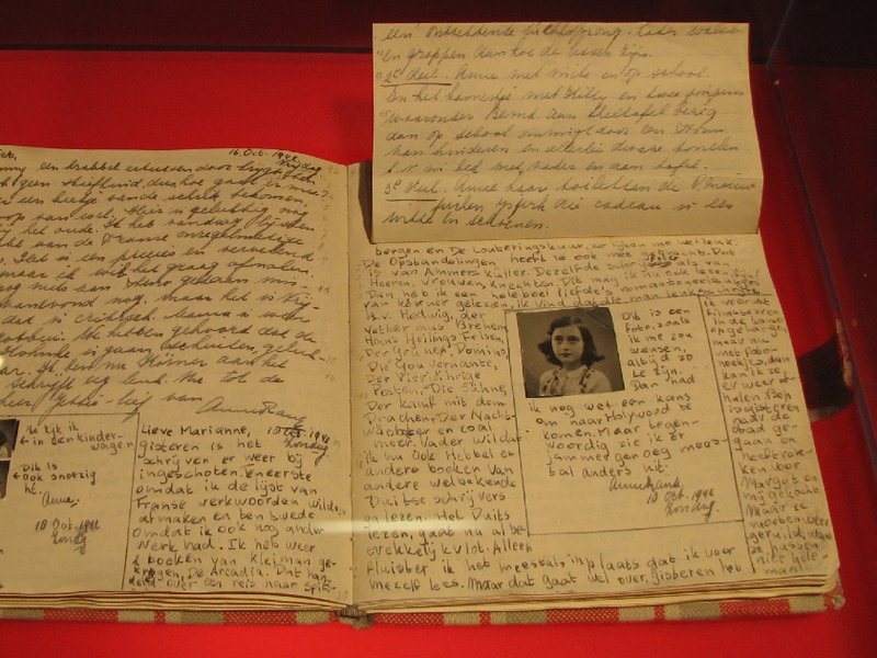 anne_frank_resized.jpg