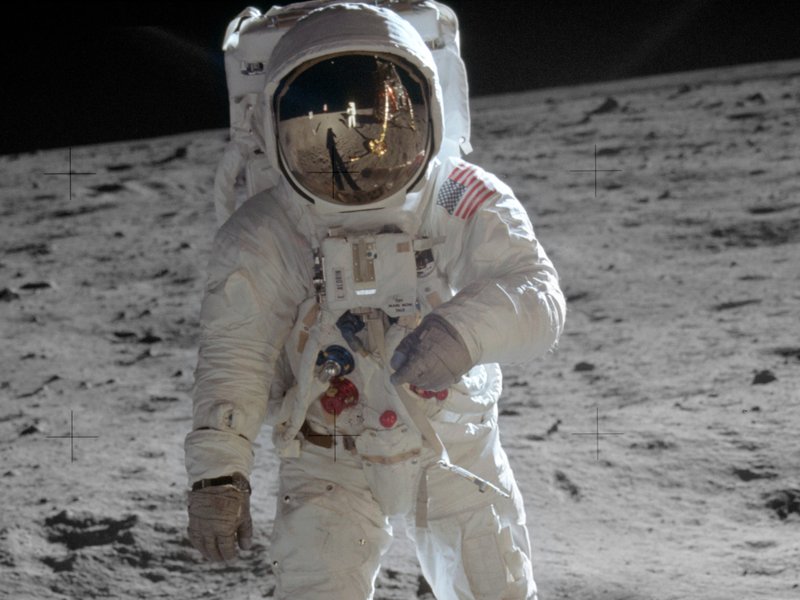 apollo_11_resized.jpg