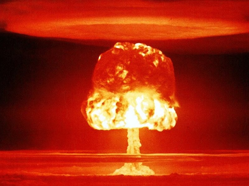 atomic-bomb-1011738.jpg