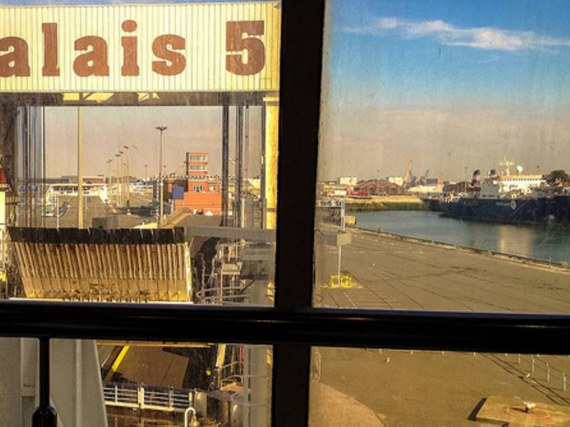 calais_5_sign.jpg