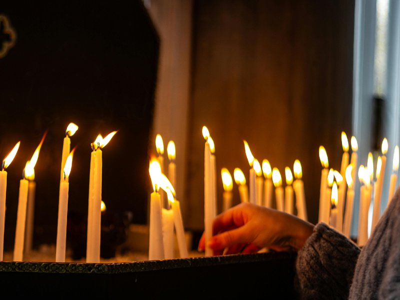 candles_image_resized.jpg