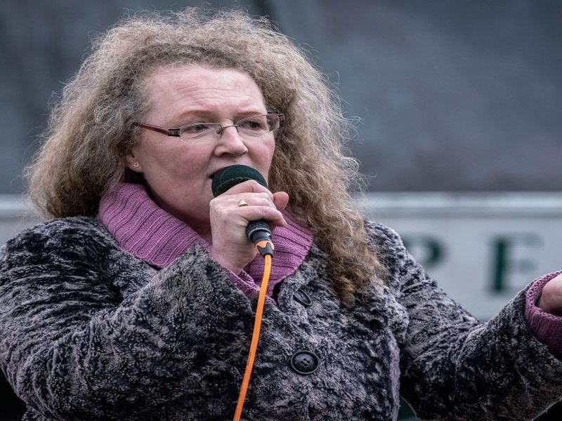 dolores_cahill_.jpg
