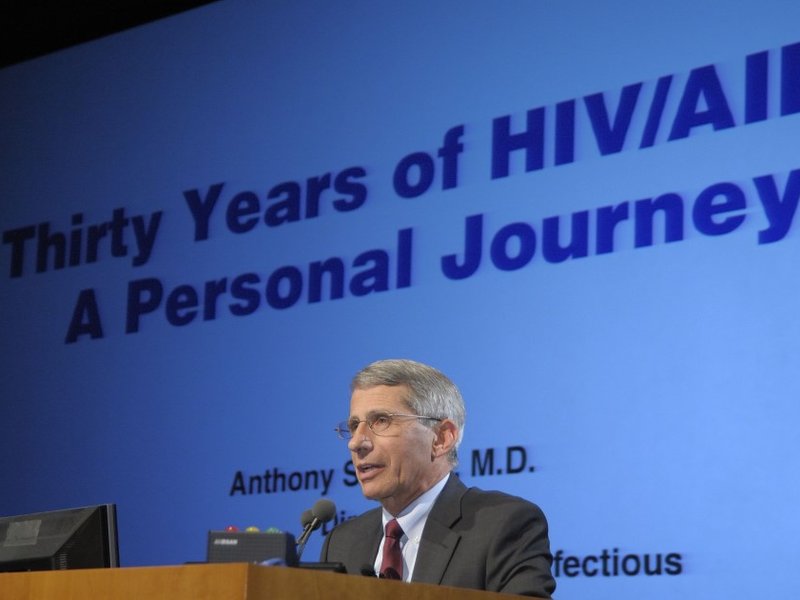 dr._anthony_s._fauci_delivers_lecture-_30_years_of_hiv-aids-_a_personal_journey_(5890993394)_resize.jpg