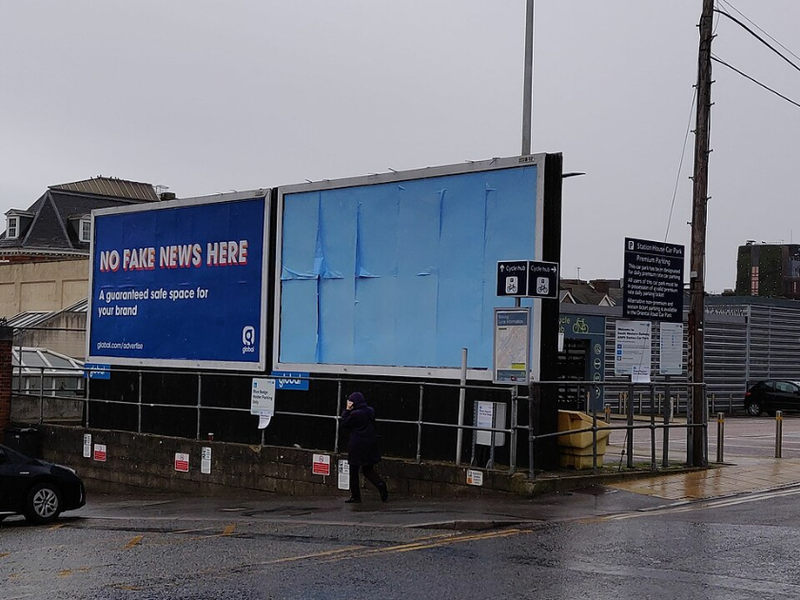 empty_billboard_at_woking_station_2021-02-25-fotor-20230627143349.png
