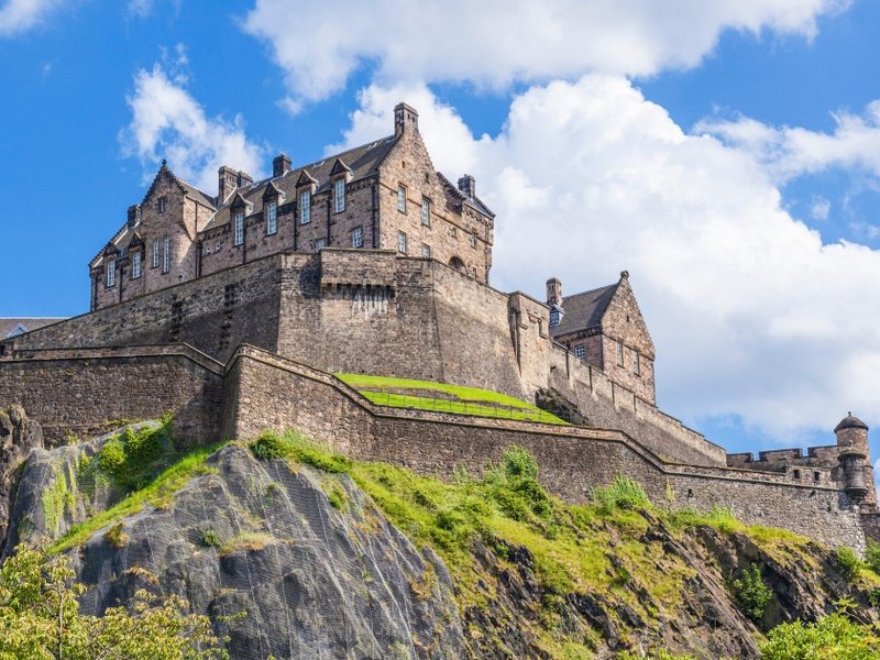 fb_edinburgh_castle.jpg