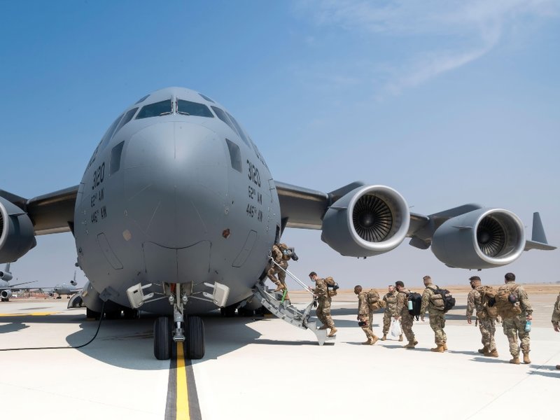 fb_kabul_plane_video.jpg