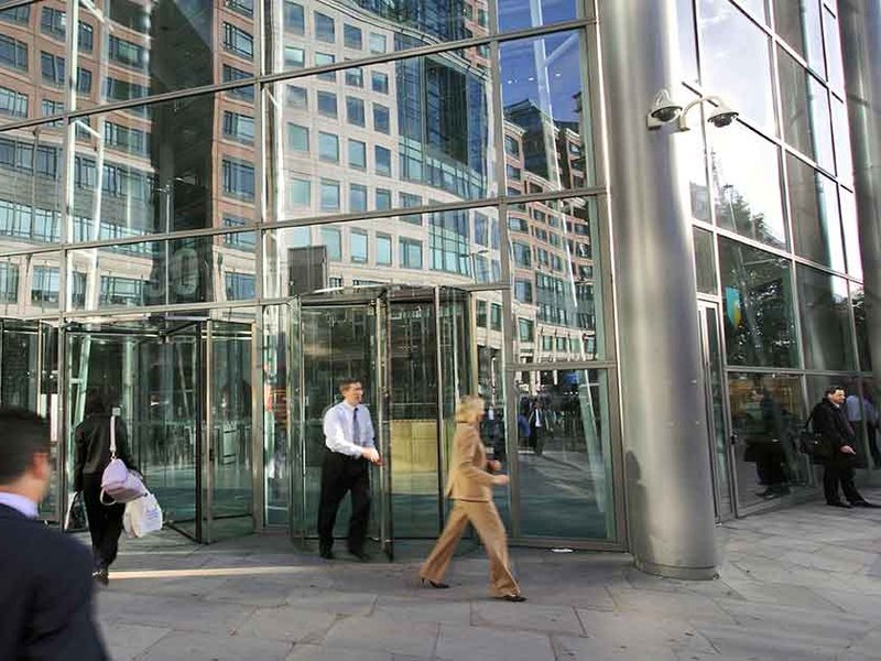 financial-services-staff-leaving.jpg