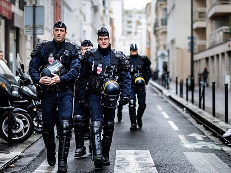 french_riot_police-_cropped.jpg