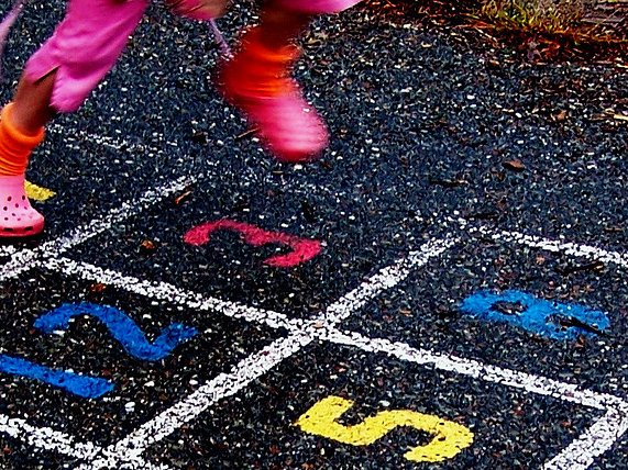 ff-wp-files/2015/08/hopscotch.jpg