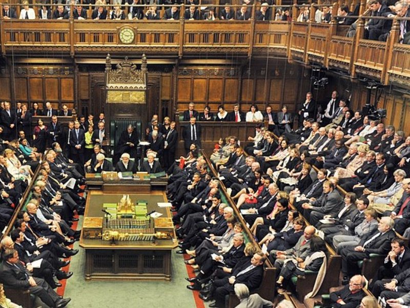 house_of_commons_2010-_cropped.jpg