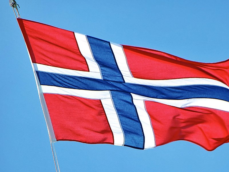 norwegian_flag_resized.jpg