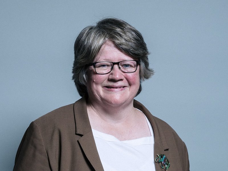 official_portrait_of_dr_thérèse_coffey_crop_1.jpg