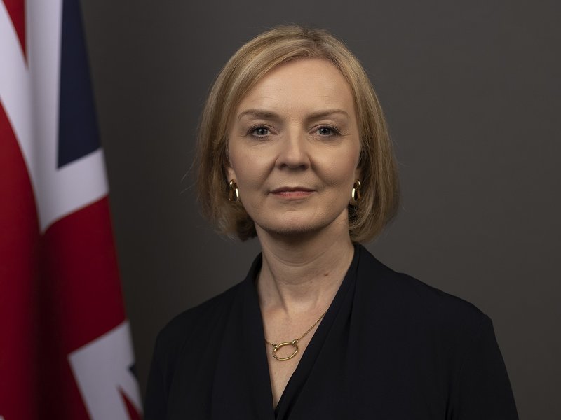 official_portrait_of_prime_minister_liz_truss.jpg