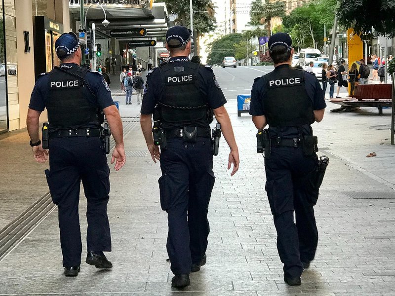 oz_cops_(1).jpg