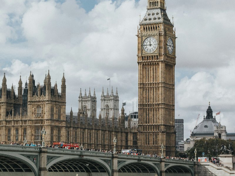 parliament_resized_cuE34HI.jpg