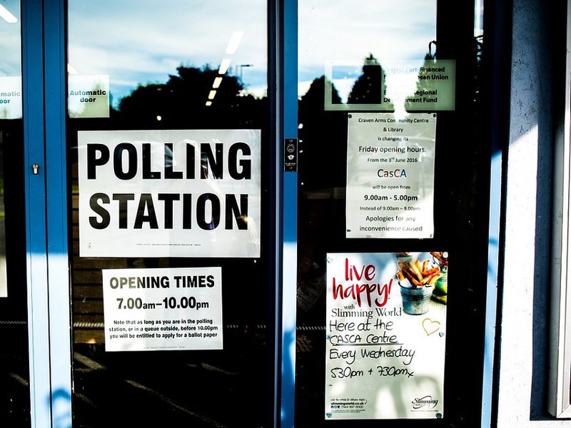 polling_sign.jpg