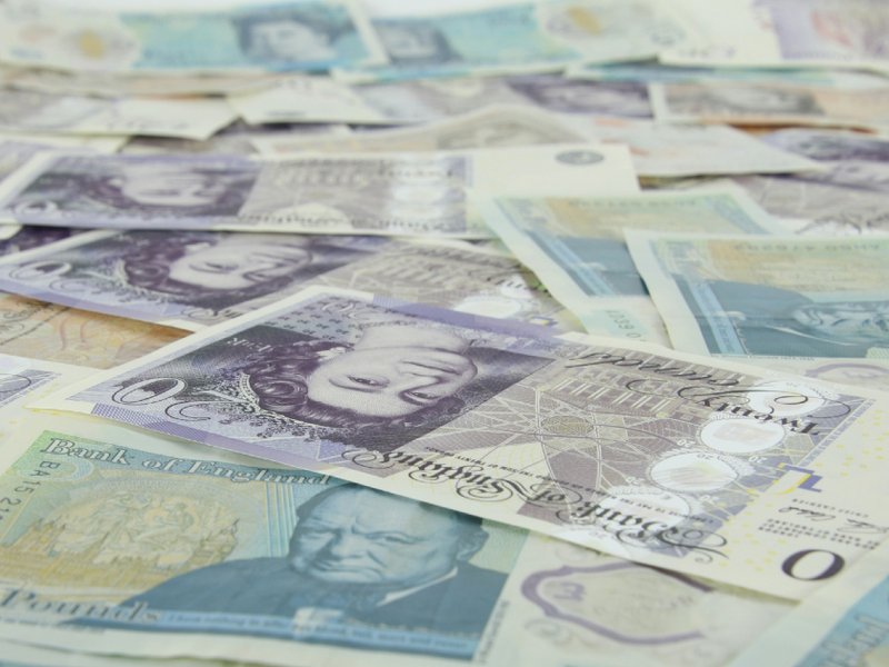 pounds_sterling_resized.jpg