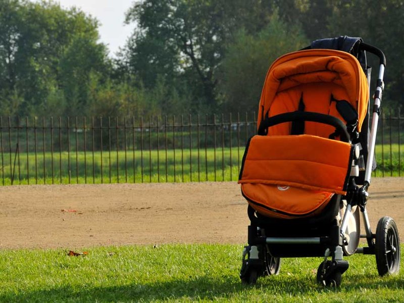 pram-child-poverty-03122019.jpg