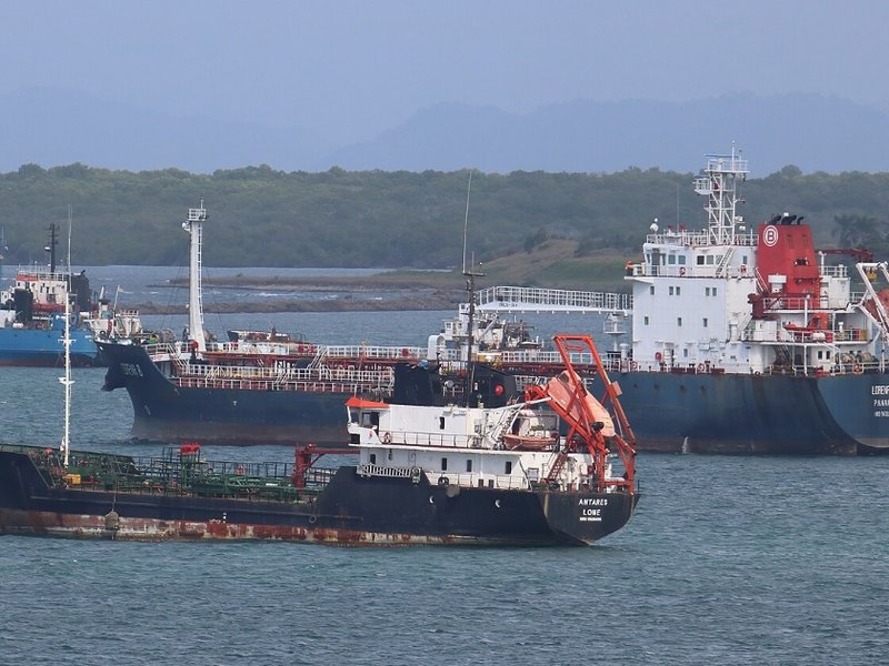 ships-_cropped.jpg