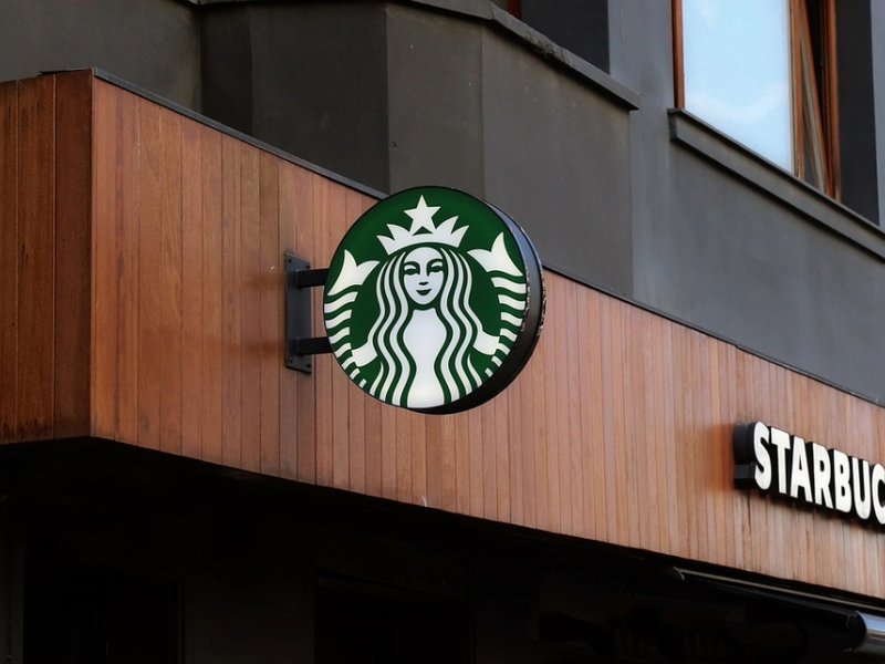 starbucks-5460799_1280_1.jpg