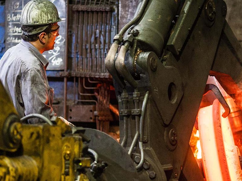 steel-worker.jpg