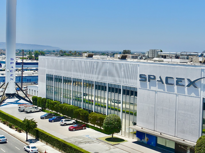 the_spacex_factory-fotor-20230911161721.png