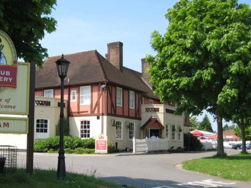toby_carvery_-_cropped.jpg