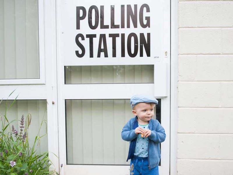 toddler-polling-station-23-03-2018.jpg
