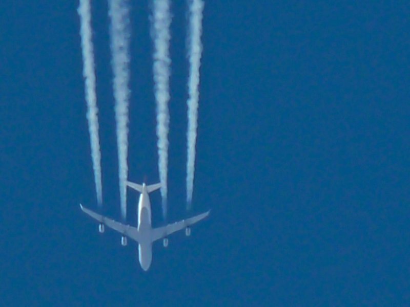 vapour_trails.jpg