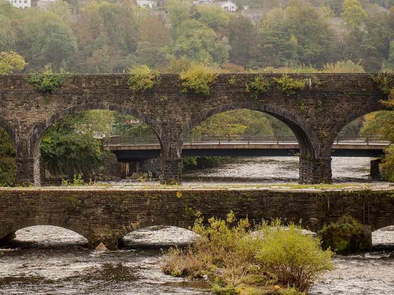 wales_railway.jpg
