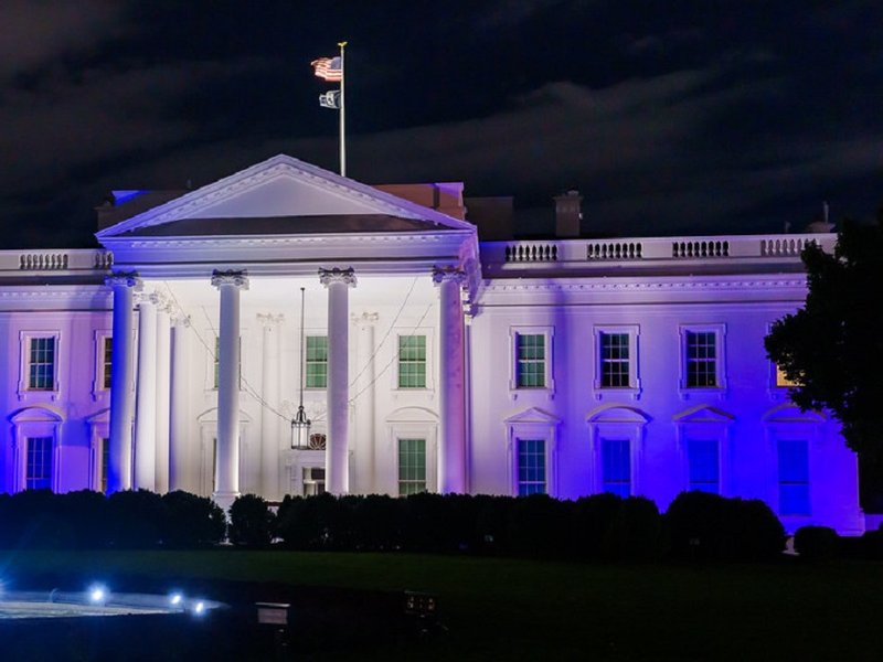 white_house.jpg
