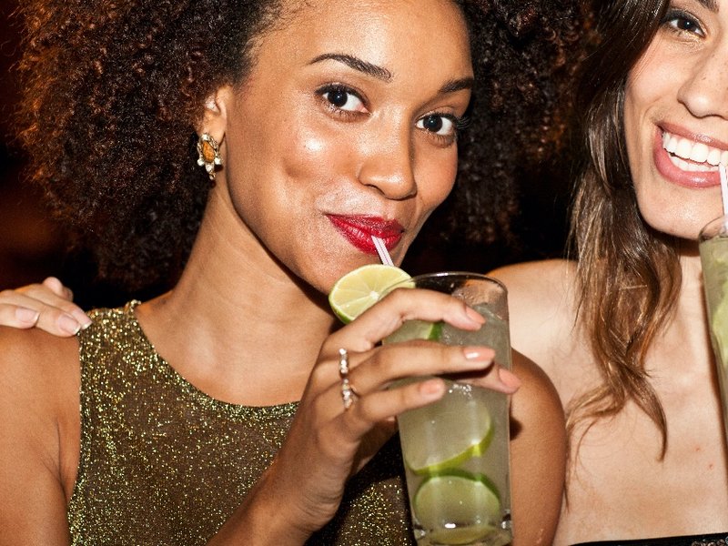women_drinking_.jpg