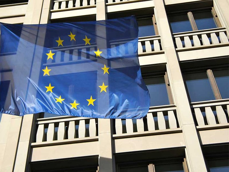 yetanother-eu-flag-facebook.jpg